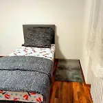 Arbeiter- Und Gruppenwohnung Mit Parkplatz, Kueche, Wlan, 1-5 Personen - Schwaebisch Hall شقة Michelbach an Der Bilz