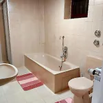 Arbeiter- Und Gruppenwohnung Mit Parkplatz, Kueche, Wlan, 1-5 Personen - Schwaebisch Hall *