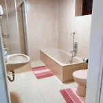 Arbeiter- Und Gruppenwohnung Mit Parkplatz, Kueche, Wlan, 1-5 Personen - Schwaebisch Hall