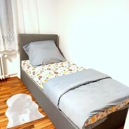 Arbeiter- Und Gruppenwohnung Mit Parkplatz, Kueche, Wlan, 1-5 Personen - Schwaebisch Hall * Michelbach an Der Bilz